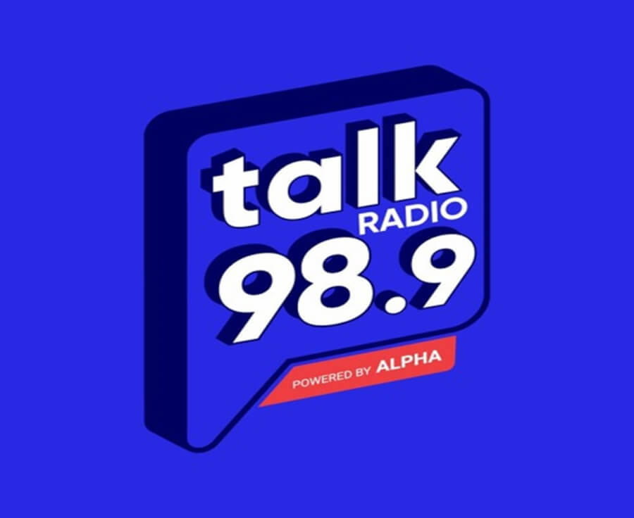 TALK RADIO Συνέντευξη της Τατιάνας Λύγαρη στον Νικόλα Καμακάρη